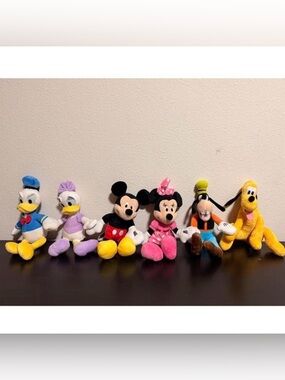 Disney Mickey & Friends Plushie Set (holding hands)
